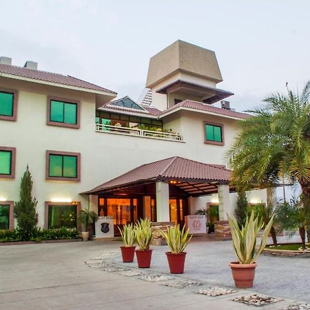Jalsa Hotel & Banquets,אינדורה מראה חיצוני תמונה