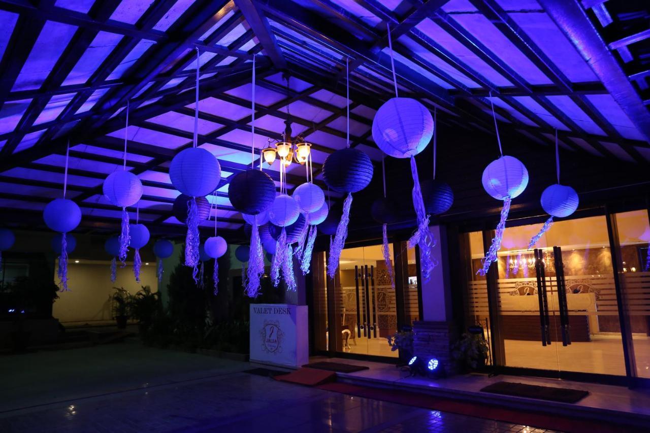 Jalsa Hotel & Banquets,אינדורה מראה חיצוני תמונה